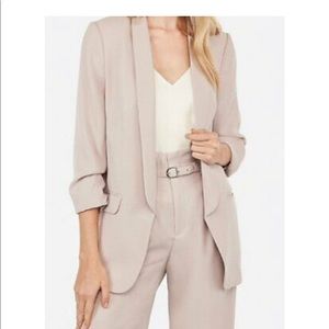 Express blush ruched sleeve boyfriend blazer